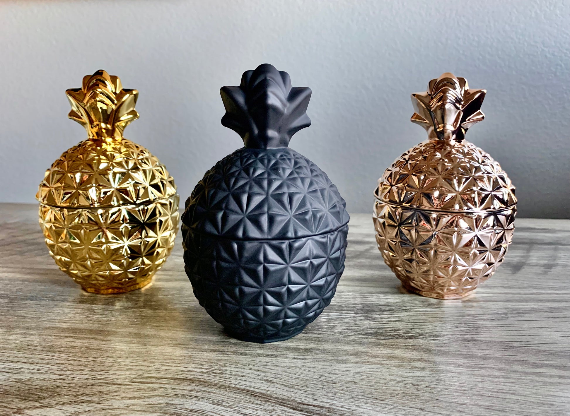 Gorgeous Gold Pineapple - Pieces Of Luv Handmade Candles 